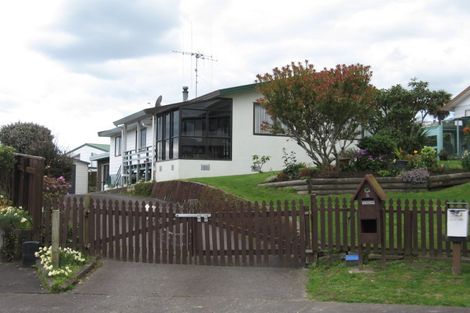 Photo of property in 5 Ajax Place, Welcome Bay, Tauranga, 3112