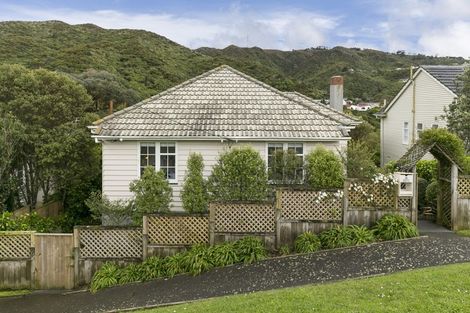 Photo of property in 22 Karamu Street, Ngaio, Wellington, 6035