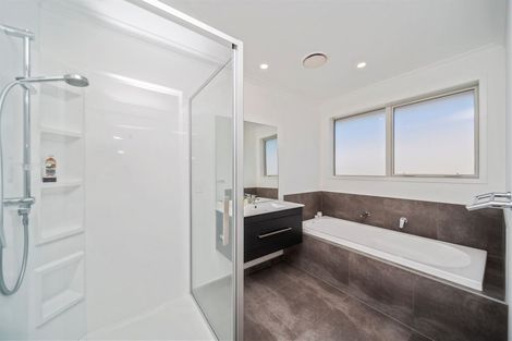 Photo of property in 6 Papawhero Drive, Bell Block, New Plymouth, 4312