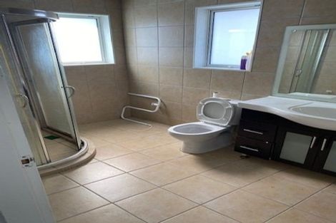 Photo of property in 43 Tongariro Drive, Aotea, Porirua, 5024