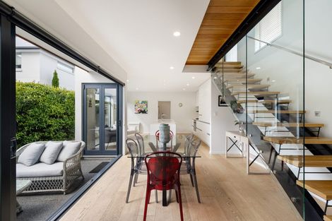 Photo of property in 994 Colombo Street, St Albans, Christchurch, 8014