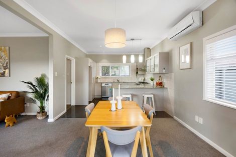 Photo of property in 2 Chambers Street, Napier South, Napier, 4110