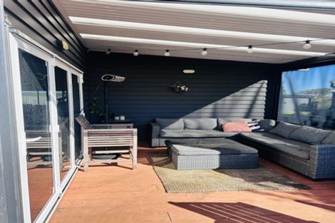 Photo of property in 47 Coleman Avenue, Waverley, 4591