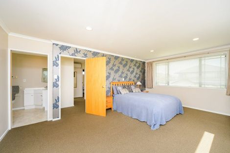 Photo of property in 189 Ruapehu Drive, Fitzherbert, Palmerston North, 4410