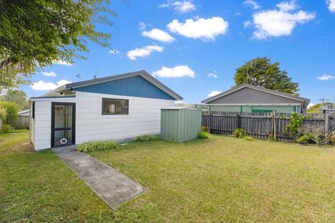 Photo of property in 2/63 Rodney Street, Wellsford, 0900