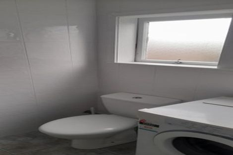 Photo of property in 99 Coronation Road, Hillcrest, Auckland, 0627