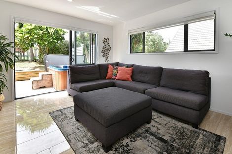 Photo of property in 56 Regency Park Drive, Gulf Harbour, Whangaparaoa, 0930