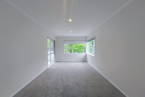 Photo of property in 1/13 Sydney Street, Hauraki, Auckland, 0622