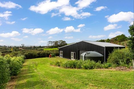 Photo of property in 111 Takatu Road, Tawharanui Peninsula, Matakana, 0986