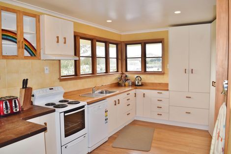 Photo of property in 82767 State Highway 2, Pahiatua, 4984