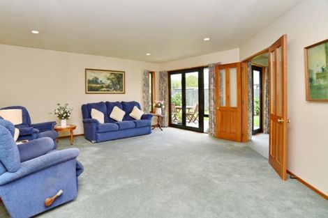 Photo of property in 4 Thornley Place, Woodend, 7610