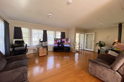 Photo of property in 27 Astor Place, Manurewa, Auckland, 2102