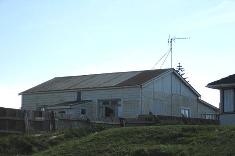 Photo of property in 16 Egmont Street, Castlecliff, Whanganui, 4501