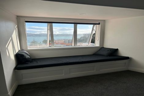 Photo of property in 8 Wilkinson Street, Oriental Bay, Wellington, 6011
