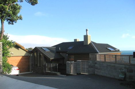 Photo of property in 125 Motuhara Road, Plimmerton, Porirua, 5026