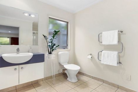 Photo of property in 11 Aclare Place, East Tamaki, Auckland, 2016