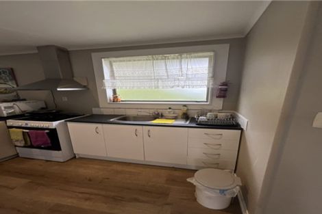 Photo of property in 37 Bruce Road, Glenfield, Auckland, 0629