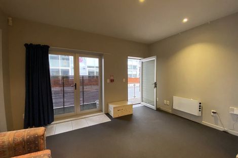 Photo of property in 2/41 Home Street, Mount Victoria, Wellington, 6011