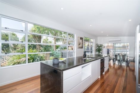 Photo of property in 413 Aokautere Drive, Aokautere, Palmerston North, 4471