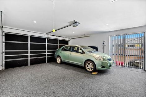 Photo of property in 20 Kowi Lakes Drive, One Tree Point, 0118