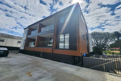 Photo of property in 64d Coronation Road, Mangere Bridge, Auckland, 2022