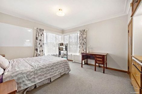Photo of property in 61 Taikata Road, Te Atatu Peninsula, Auckland, 0610