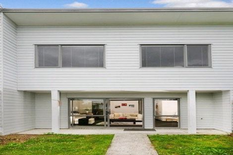 Photo of property in 25/3 Hulme Place, Henderson, Auckland, 0612