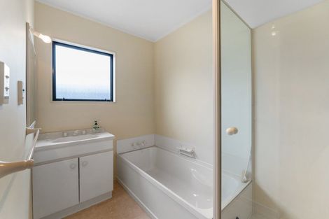 Photo of property in 18 Millhaven Place, Otaki, 5512