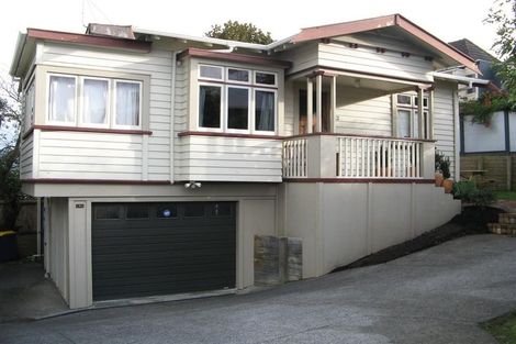 Photo of property in 19b Stafford Road, Northcote Point, Auckland, 0627