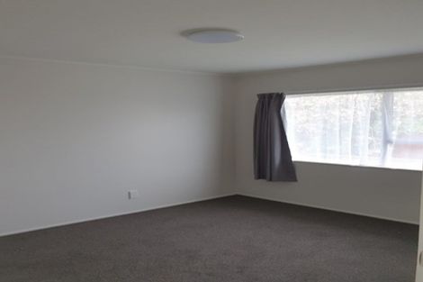 Photo of property in 1/11 Challen Close, Conifer Grove, Takanini, 2112