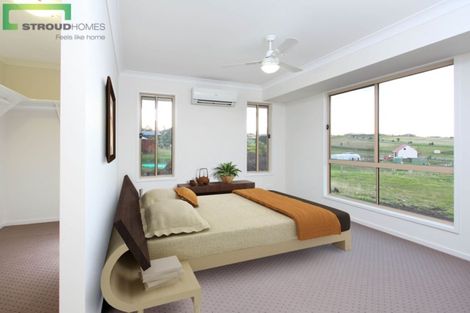 Photo of property in 17 Tamahunga Drive, Matakana, 0985