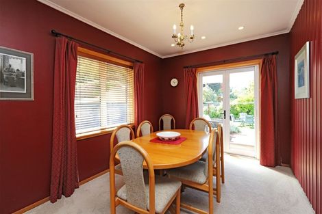 Photo of property in 32 Campbell Street, Havelock North, 4130