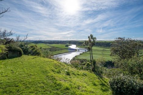 Photo of property in 1 Hadfield Street, Patea, 4520