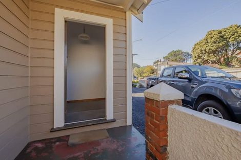 Photo of property in 178 Victoria Road, Saint Clair, Dunedin, 9012
