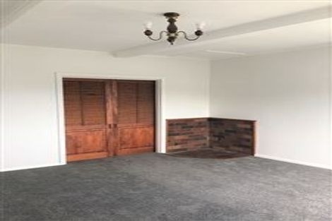 Photo of property in 35 Cavendish Square, Strathmore Park, Wellington, 6022