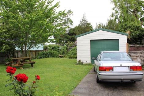 Photo of property in 10 Matipo Street, Takaro, Palmerston North, 4410