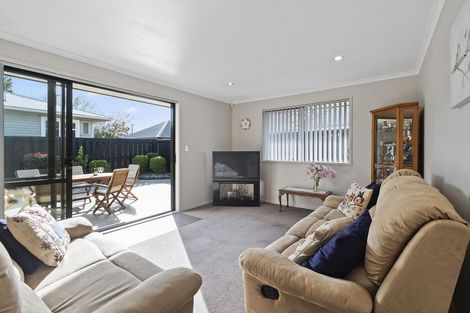 Photo of property in 6a Cliff Road, Papakura, 2110