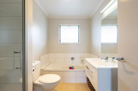 Photo of property in 52 Mark Ball Drive, Pokeno, 2402