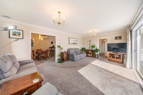 Photo of property in 5 Mcleod Street, Elderslea, Upper Hutt, 5018