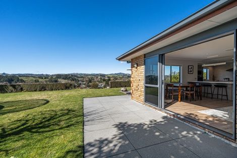 Photo of property in 38 Kereru Place, Pyes Pa, Tauranga, 3112