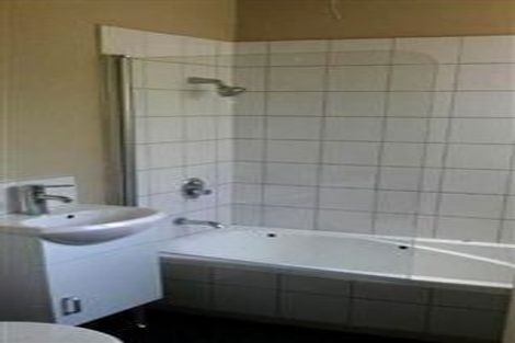 Photo of property in 87 Oxford Terrace, Epuni, Lower Hutt, 5011