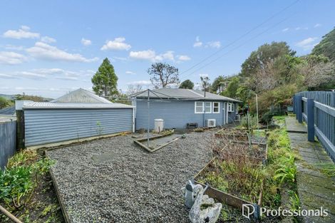 Photo of property in 37 Petrie Street, Wainuiomata, Lower Hutt, 5014