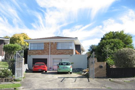 Photo of property in 12 Paulange Place, Pakuranga Heights, Auckland, 2010