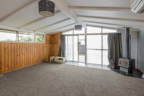 Photo of property in 6 Drake Street, Levin, 5510