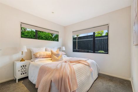 Photo of property in 48a Picasso Drive, West Harbour, Auckland, 0618