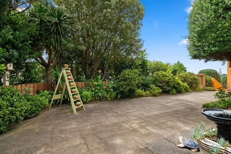 Photo of property in 17 Meadow Vale, Coastlands, Whakatane, 3120