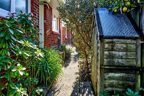Photo of property in 417 Muritai Road, Eastbourne, Lower Hutt, 5013
