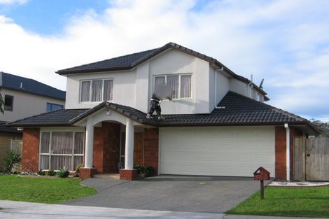 Photo of property in 4 Earlshall Drive, Flat Bush, Auckland, 2016