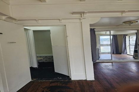 Photo of property in 2/27 Tirangi Road, Rongotai, Wellington, 6022