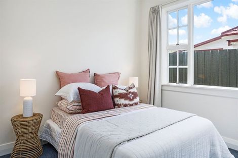 Photo of property in 57 Martin Avenue, Beckenham, Christchurch, 8023